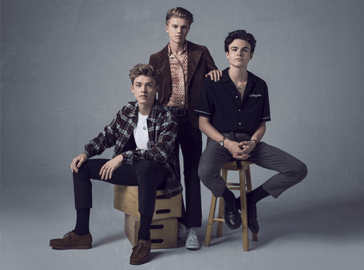 NEW HOPE CLUB "LET ME DOWN SLOW"