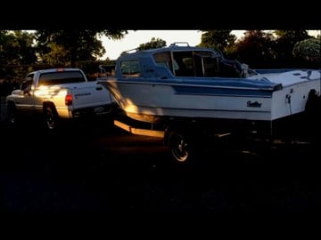 Boat Flipper Buys a Cool Vintage Seabreeze Boat 