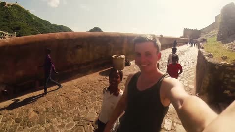 Sold My Stuff To Travel The World // The Life Of Jord