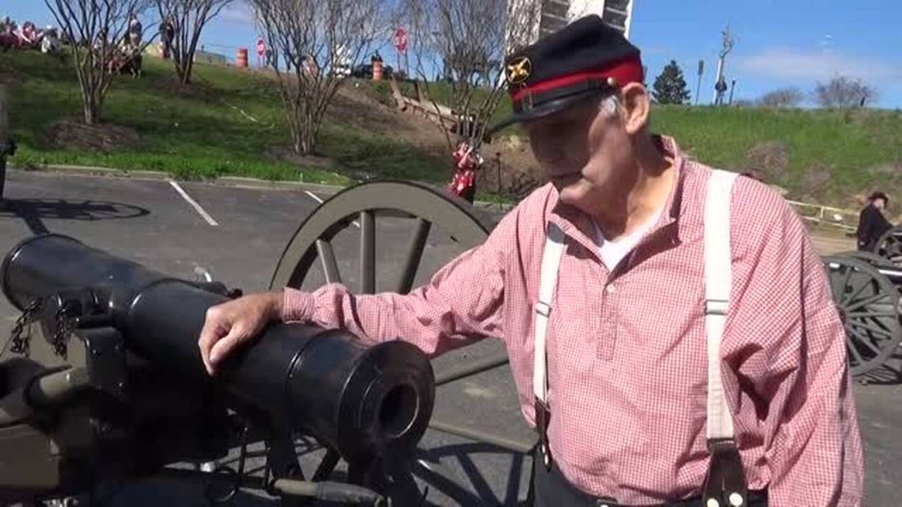 Civil War Reenactment The State