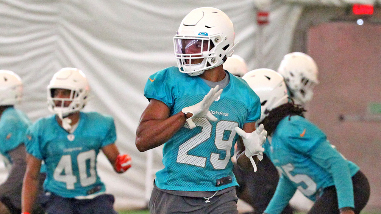 Dolphins Trade CB Minkah Fitzpatrick To Steelers