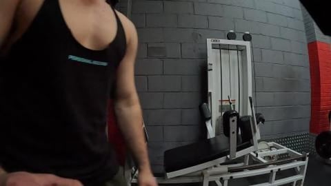 LEG PRESS! GYM TIME!!!