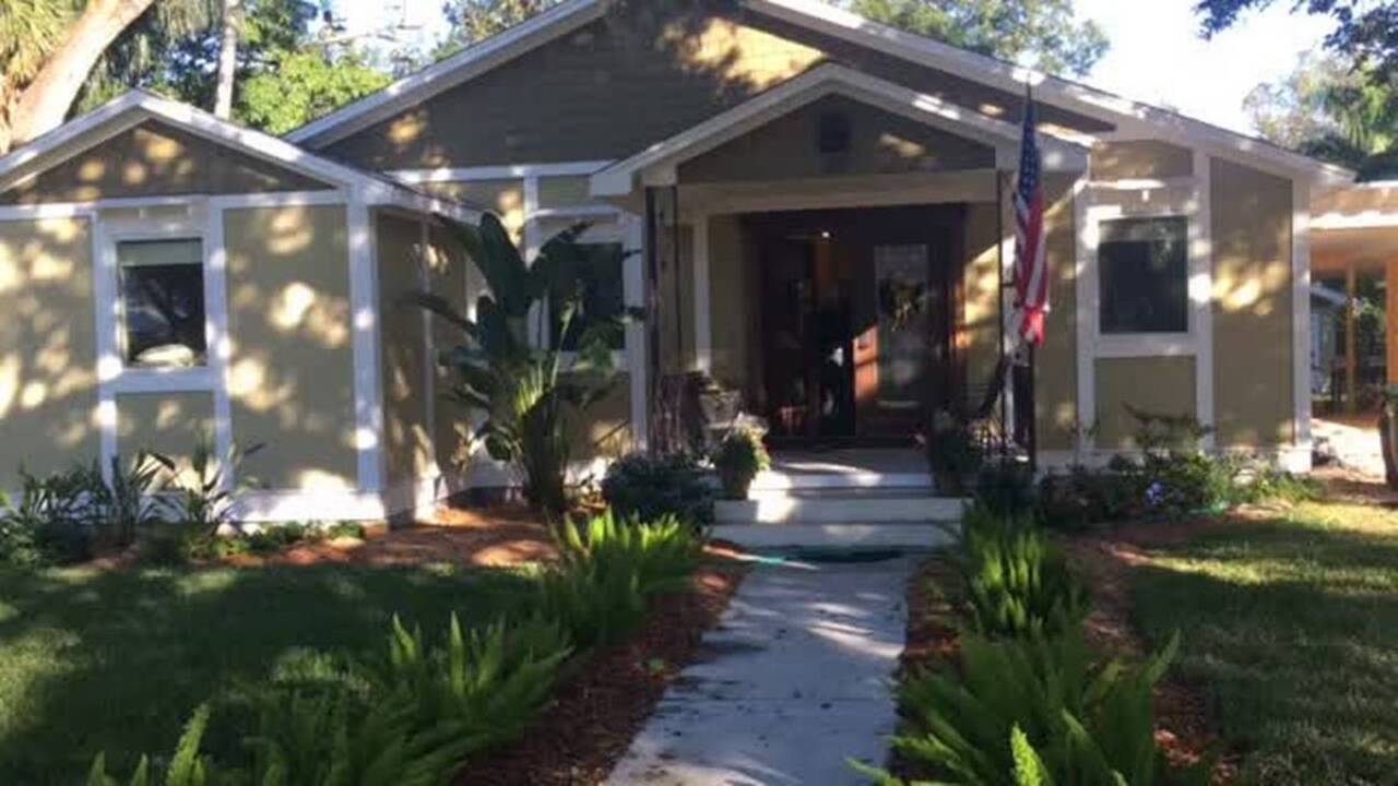 Entre Nous tour features Bradenton homes