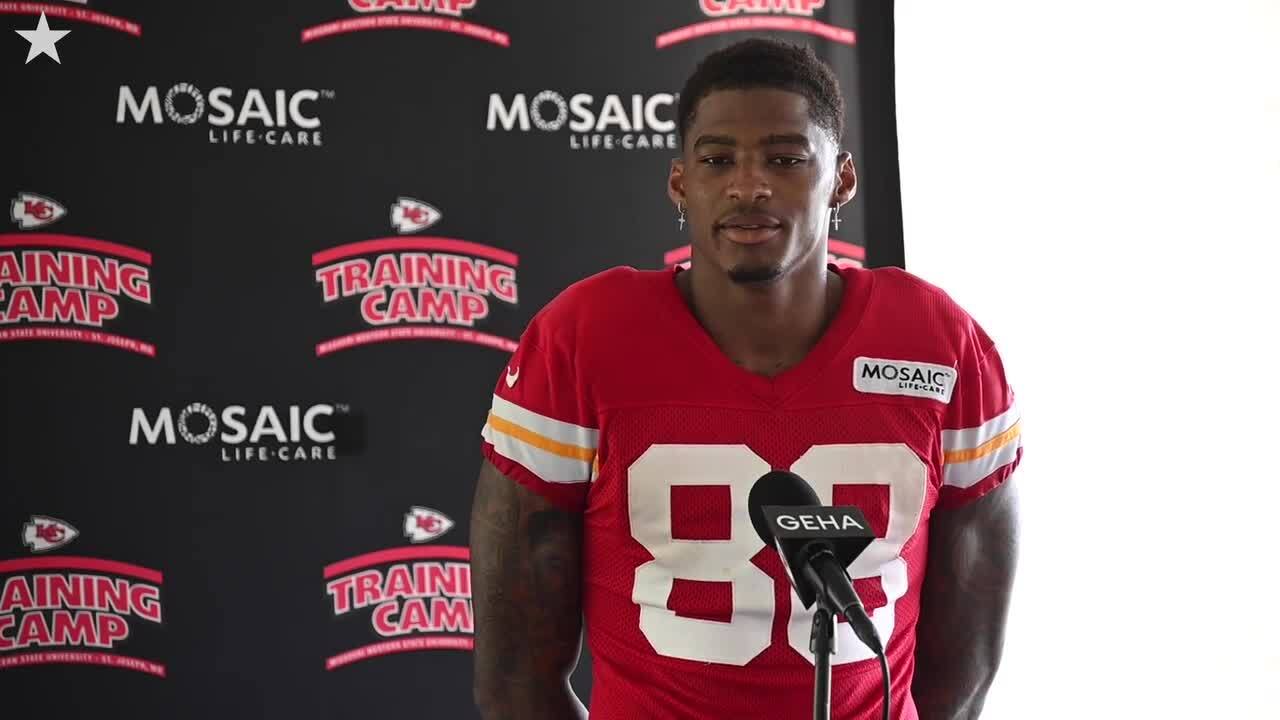 Get to know towering Kansas City Chiefs wideout Jody Fortson, who has  turned heads at training camp