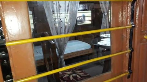 Luxury Train Suite | Howrah Rail Museum | West Bengal