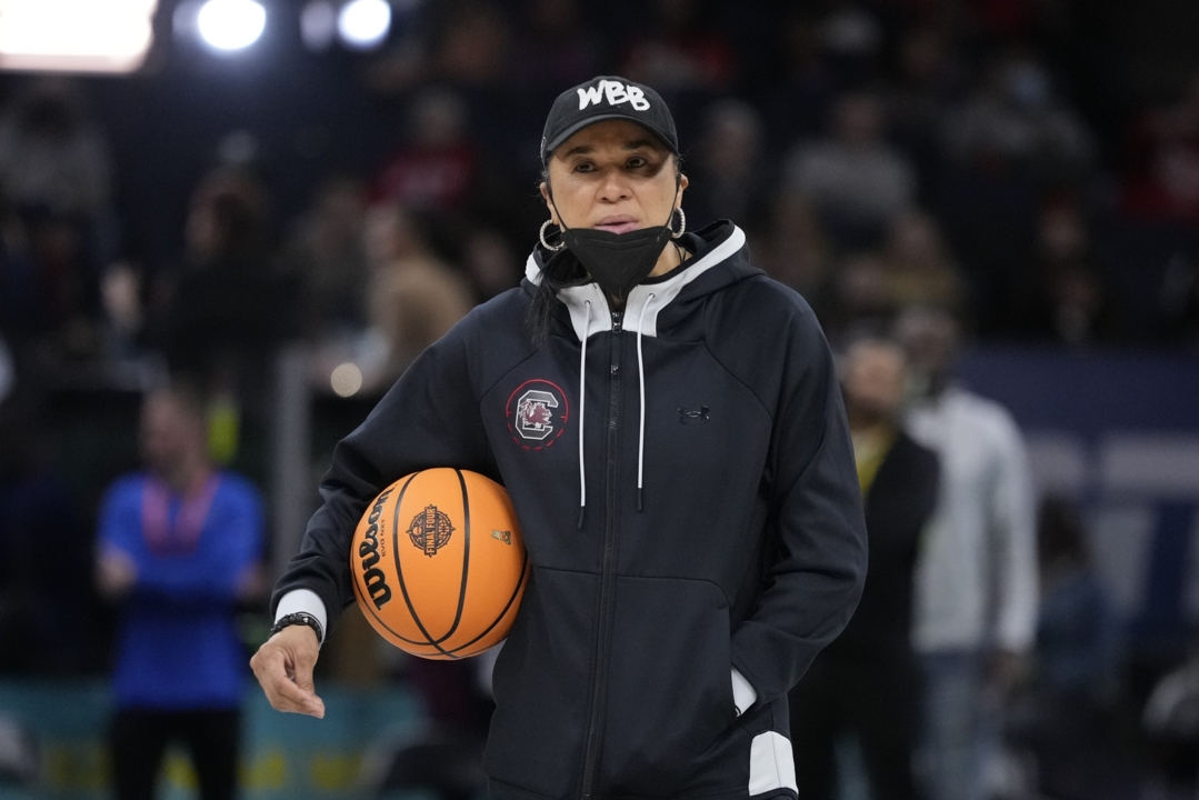 South Carolina head coach Dawn Staley argues with a referee during the  first half of an NCAA college basketball game against Alabama, Sunday, Jan.  29, 2023, in Tuscaloosa, Ala. (AP Photo/Vasha Hunt