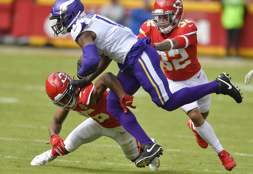 Tyrann Mathieu's playmaking, turnover-forcing ways live up to 'Honey  Badger' nickname