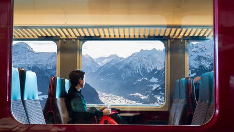 The Glacier Express Train! - Switzerland Interrail in Win...