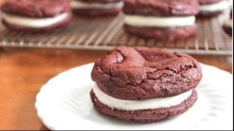 Cake Mix Red Velvet Whoopie Pies | SweetTreats