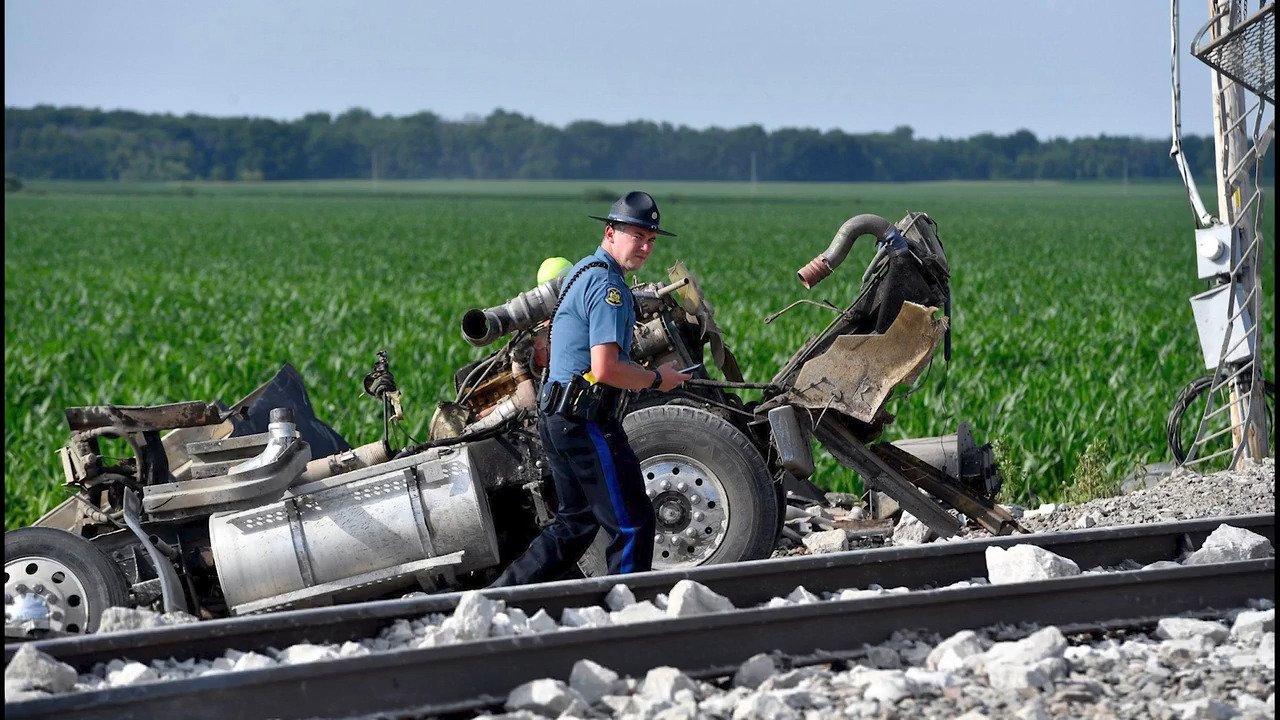 Amtrak derailment in Mendon, Missouri highlights dangerous railroad
