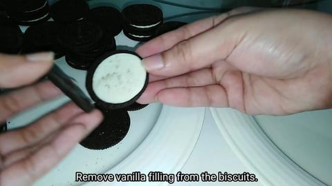 2 INGREDIENTS OREO CAKE WITH SYRUP _ No Bake | Taste Buds...