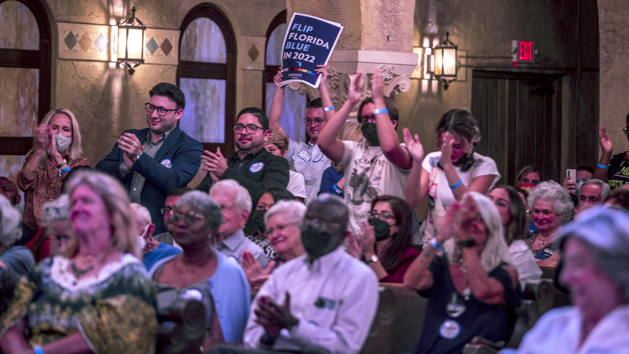Florida Democrats rally in Coral Gables ahead of midterms | Miami Herald