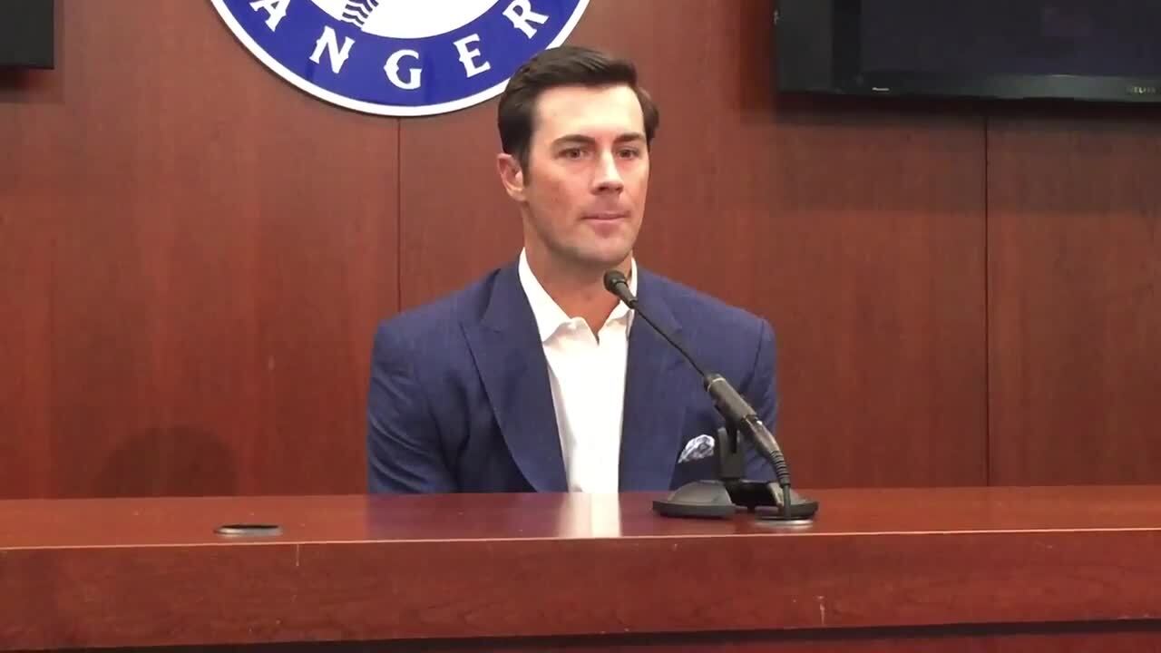 Cubs' decision on Hamels may be worth millions to Rangers