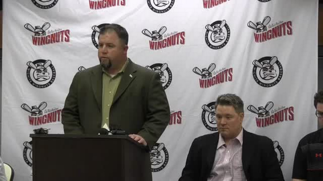 Fan Interference with Wichita Wingnuts Manager Pete Rose, Jr – Minor League  Sports Report