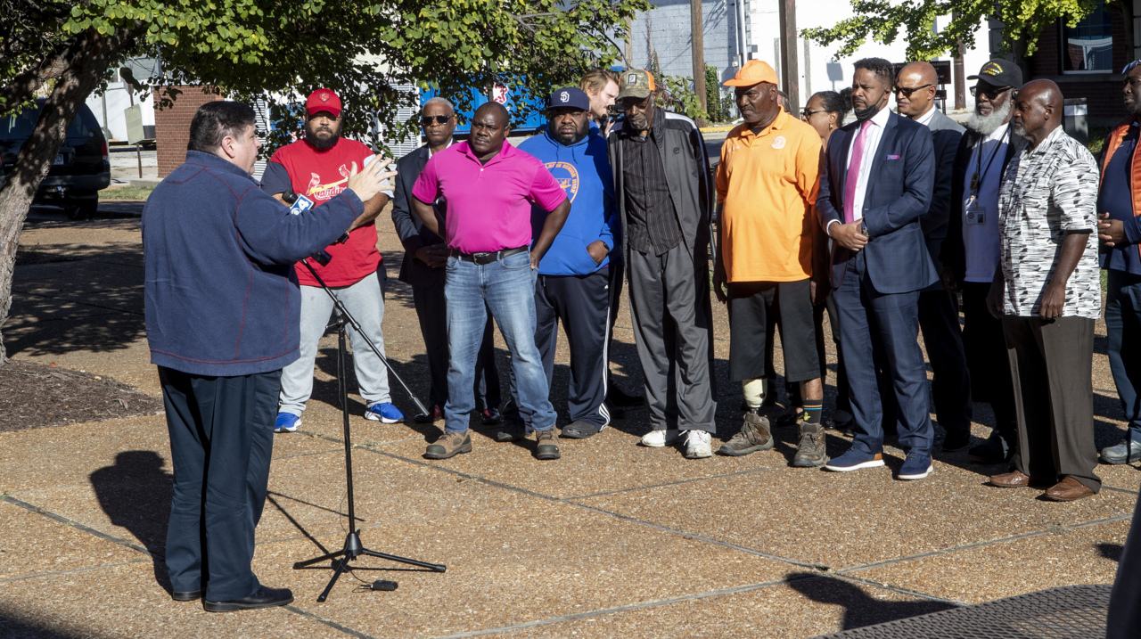 Gov. Pritzker, Early voting in Illinois has started Belleville News