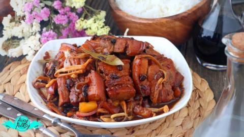 EASY PORK HUMBA RECIPE | FOXY FOLKSY - Modern Filipino Ki...