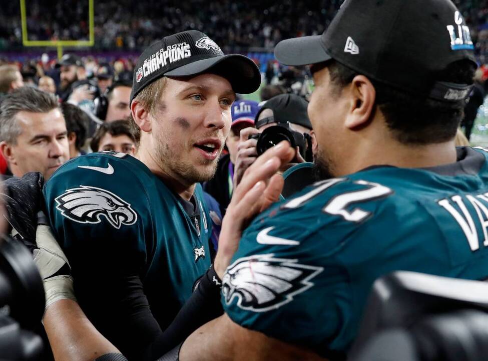 Eagles topple mighty Patriots, 41-33, to win first Super Bowl