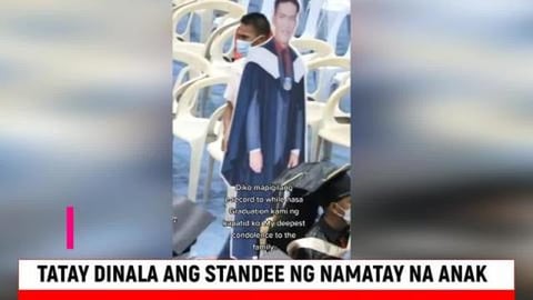 Video of an Emotional Father carrying the Standee of his ...