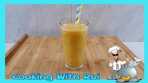 Peach, Pineapple And Apple Smoothie