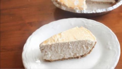 5 ingredient No Bake Salted Caramel Cheesecake 