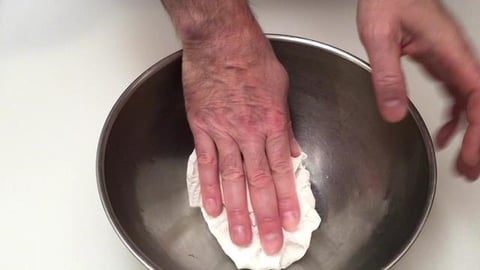 Roasted Sesame Soybeans with Nanami Togarashi (Japanese 7...