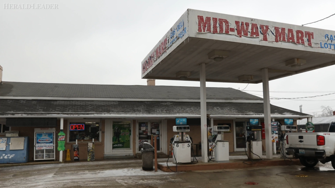 3 Central KY gas stations to dine at Lexington Herald Leader