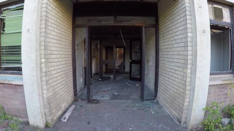 INSANE ABANDONED FACTORY...