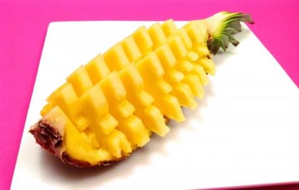 How to Quickly Cut and Serve a Pineapple