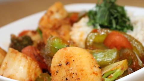 How to Make a Scallop Stir Fry |  It's Only Food with  Ch...
