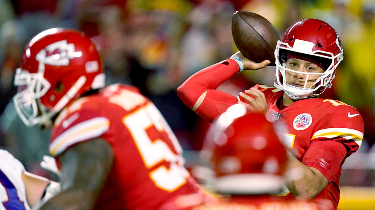 Chiefs QB Mahomes on 'C'mon, Man' interception: 'That's bad'