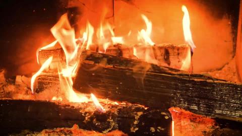 Relaxing Crackling Fireplace for Stress Relief & Sleep  -...