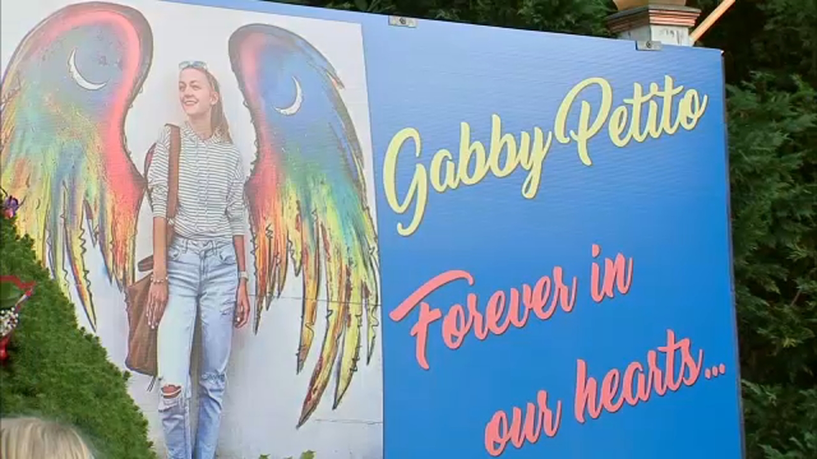 Brian Laundrie still missing after arrest warrant issued in Gabby Petito case