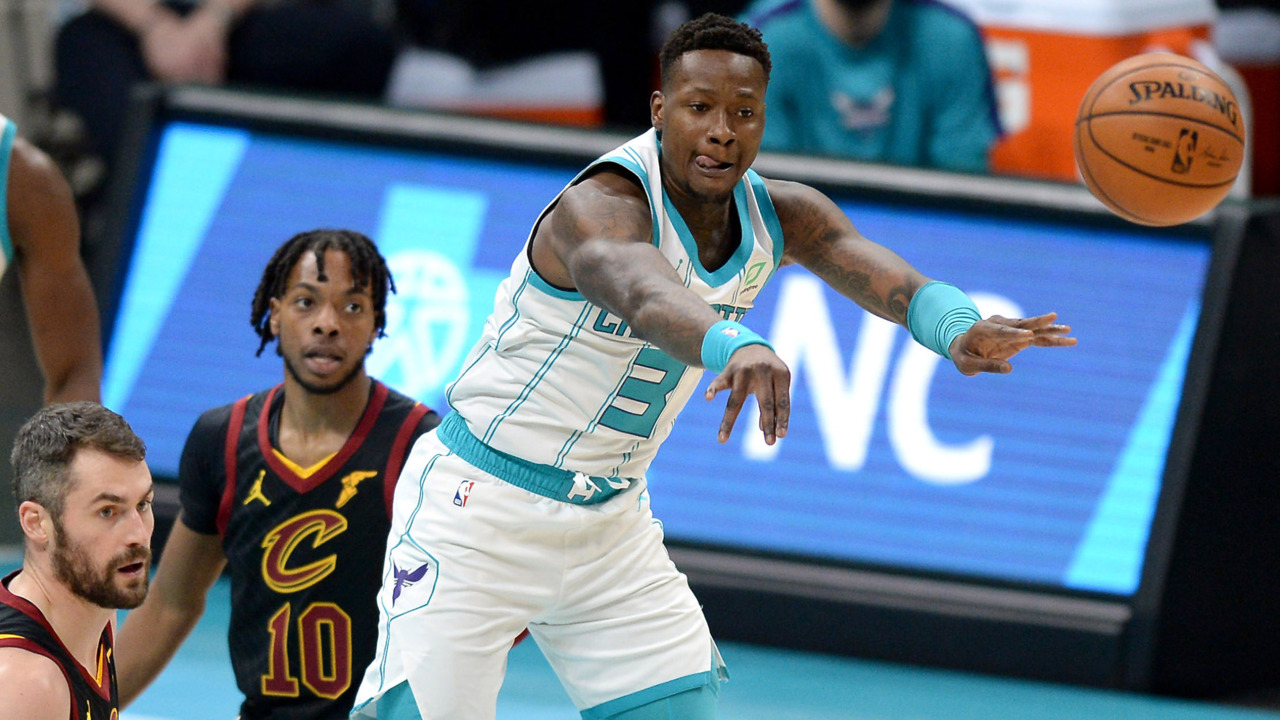 Vernon Carey Jr. #22 of the Charlotte Hornets poses for a portrait