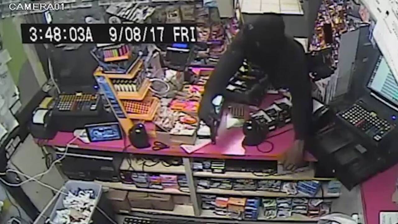 Violent Broward Armed Robbery Caught On Camera | Miami Herald