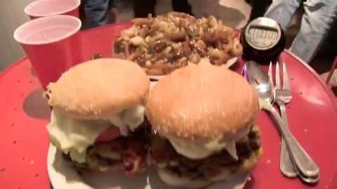 Canadian Burgers Poutine Fries Restaurant Challenge!