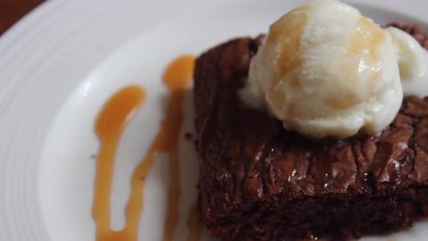 3 Ingredient Nutella Brownies | SweetTreats
