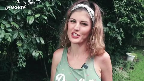 How TO MINIMIZE CAMERA SHAKE in your TRAVEL VIDEOS (No Gi...