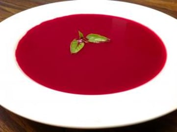 How to Make a Beet and Ginger Soup