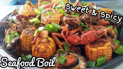 SWEET AND SPICY SEAFOOD BOIL | Noche Buena Recipe Idea | ...