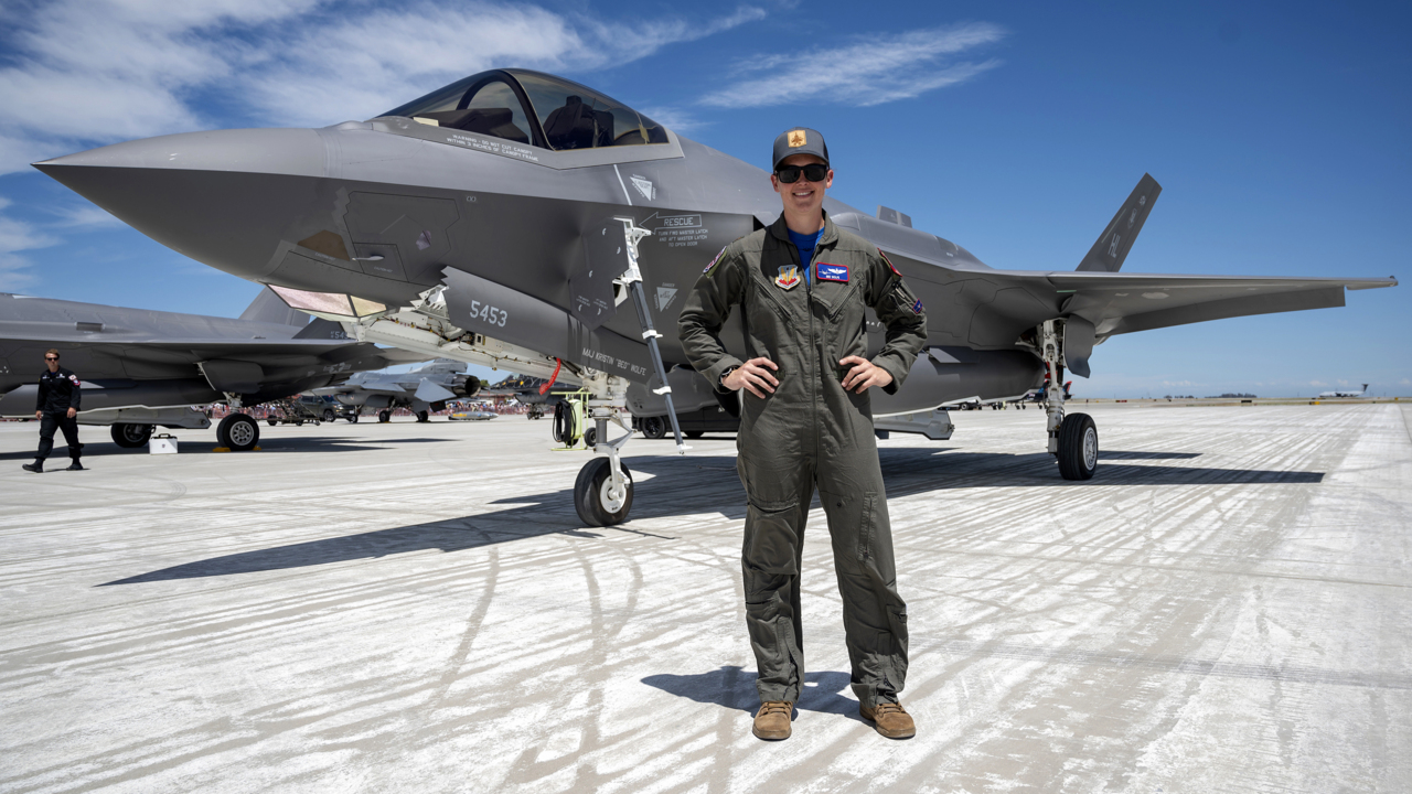 Video Travis AFB air show returns with high flyers Sacramento Bee