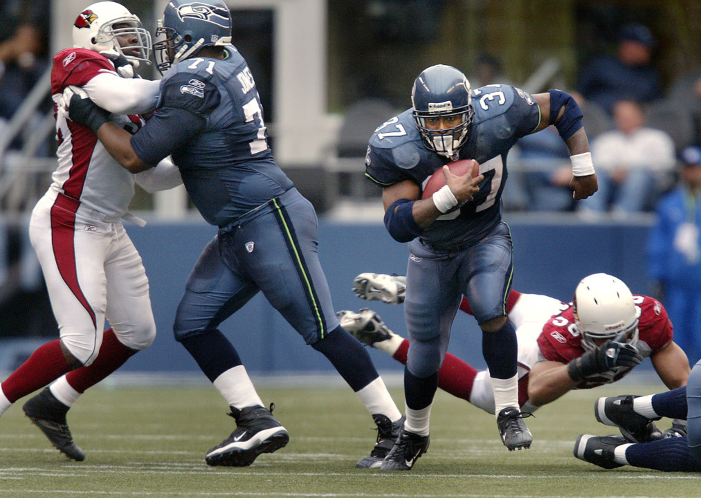 Shaun Alexander to be Seahawks' 15th Ring of Honor inductee