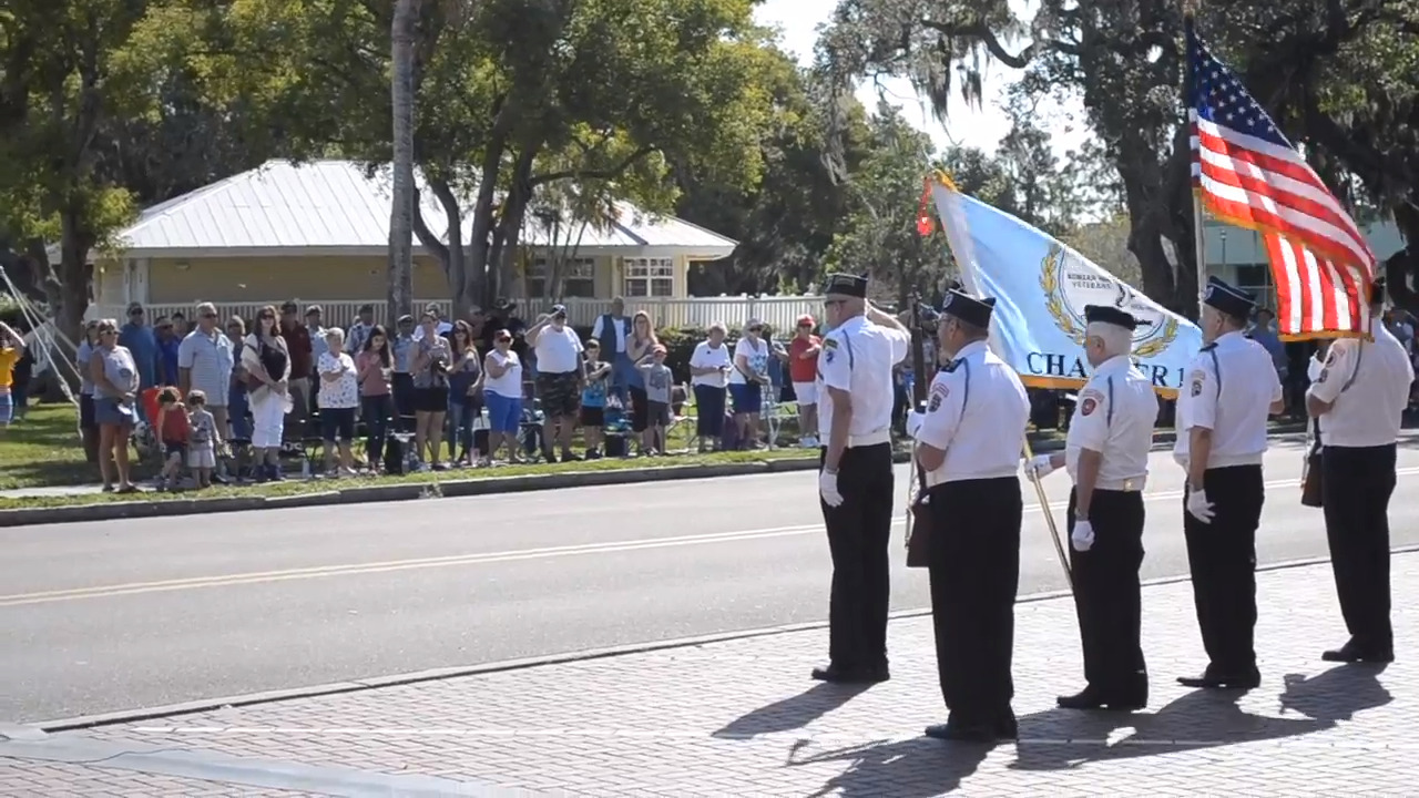 Is huntington bank open veterans day