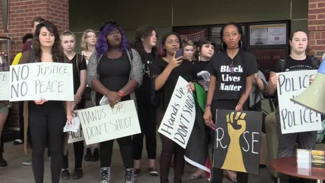 Students stage 'die-in,' and protest at Winthrop University in Rock ...