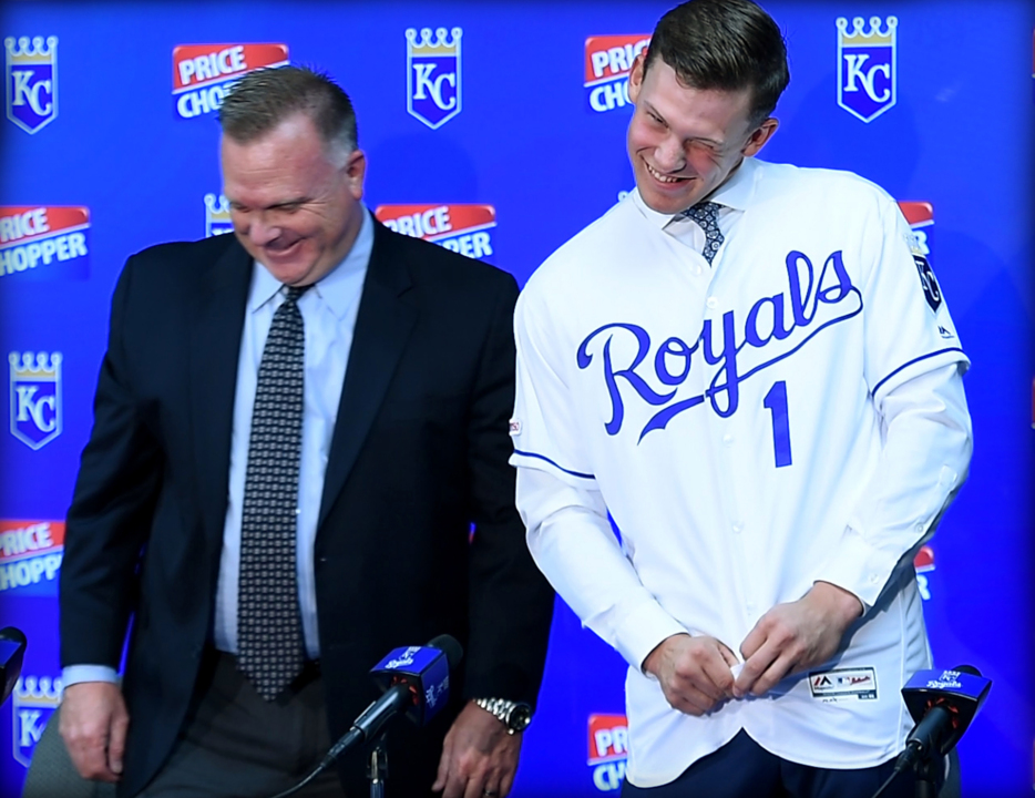 Bobby Witt, Jr. Celebrates With Family After Being Picked #2 Overall By  Royals In MLB Draft 