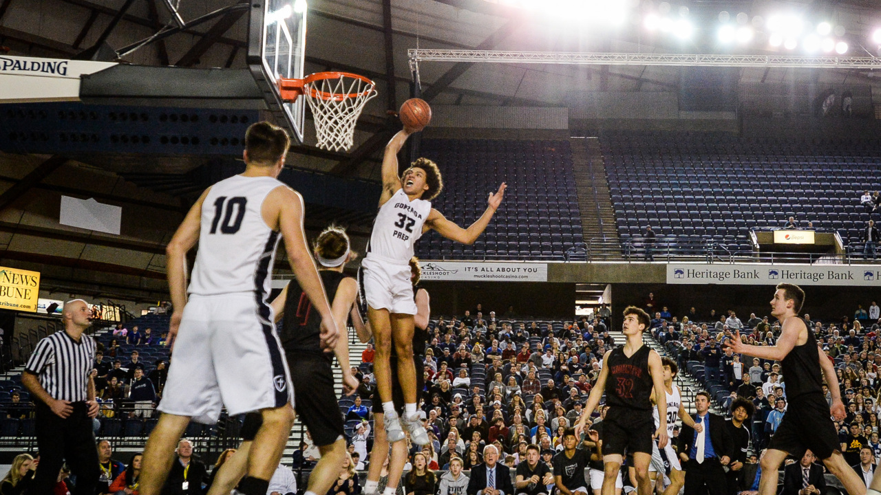 Gonzaga Prep boys advance to Tacoma, survive strange game