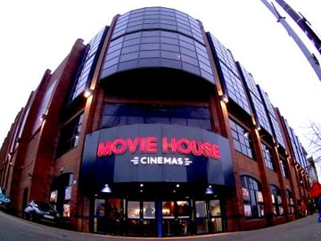 Super 8 Film Footage Movie House Cinema Dublin Road Belfa...