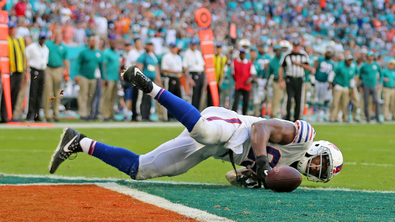 Recap: Bills defense gets 6 sacks, embarrasses Dolphins with shutout