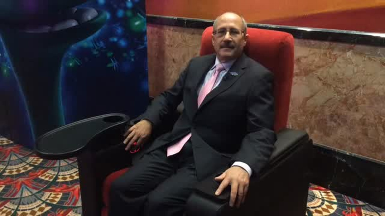 2015 New Warren 21 theater will debut custom heated recliners