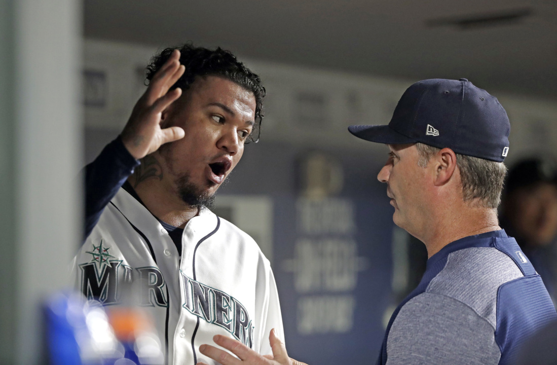 Mariners manager Scott Servais gets Edwin Diaz-inspired haircut