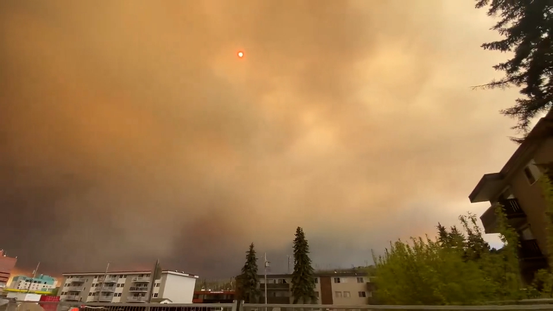 Smoke from raging wildfire fills Alberta sky